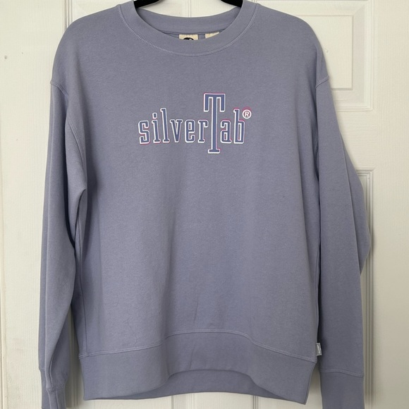 Levi’s Silver Tab Lavender crewneck Womens Size: M - Picture 1 of 3